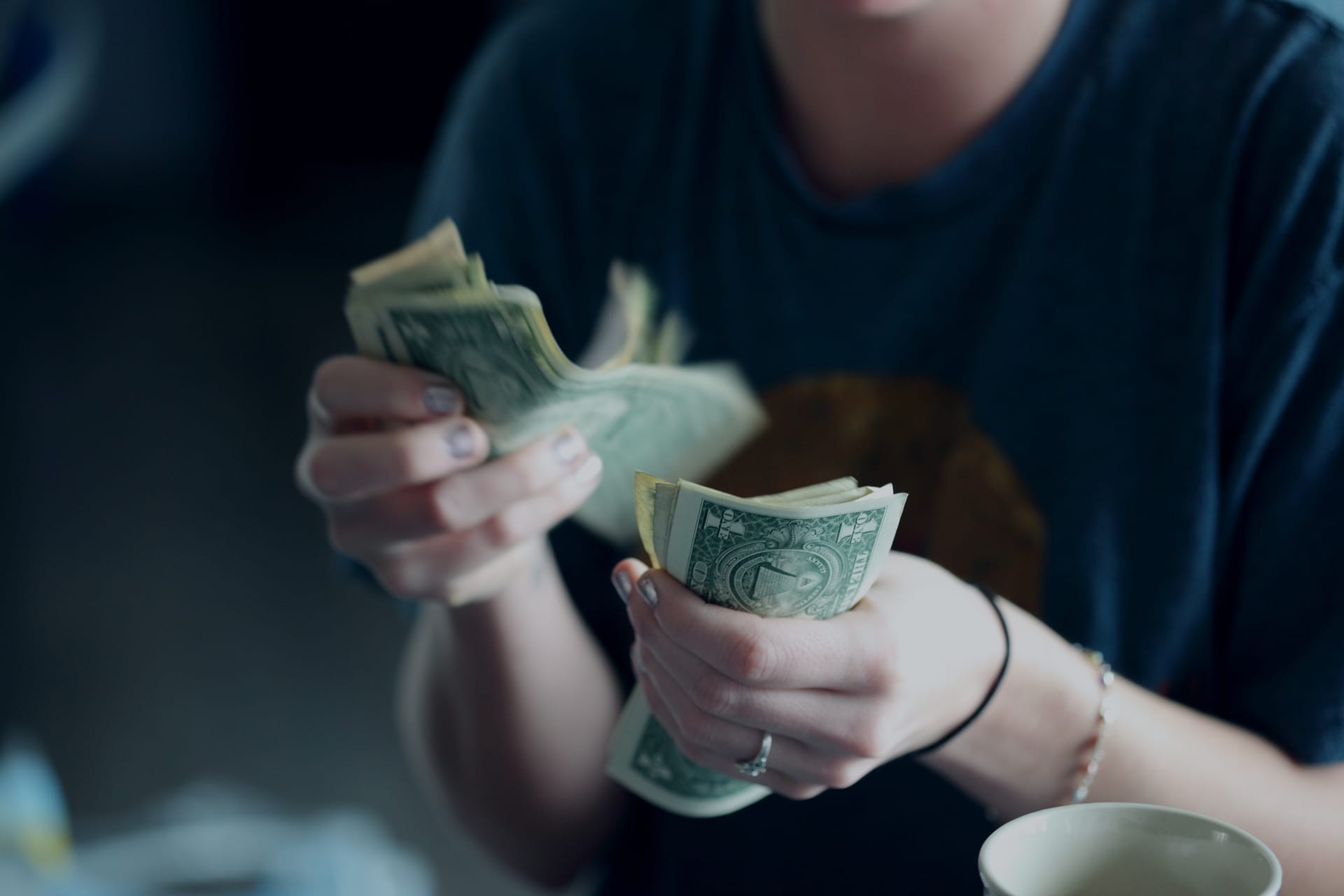 Top 6 Tricks to Price Items on Craigslist to Sell Quickly