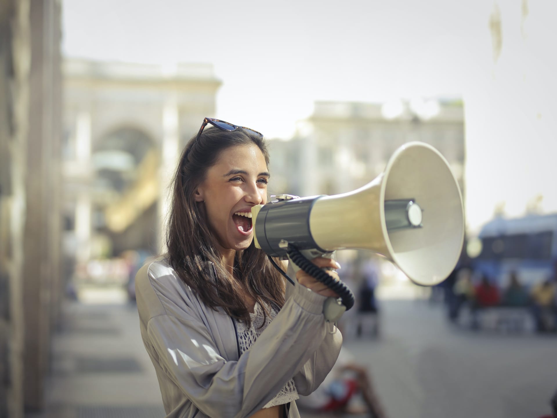 6 Creative Ways to Promote Your Listing and Sell Faster